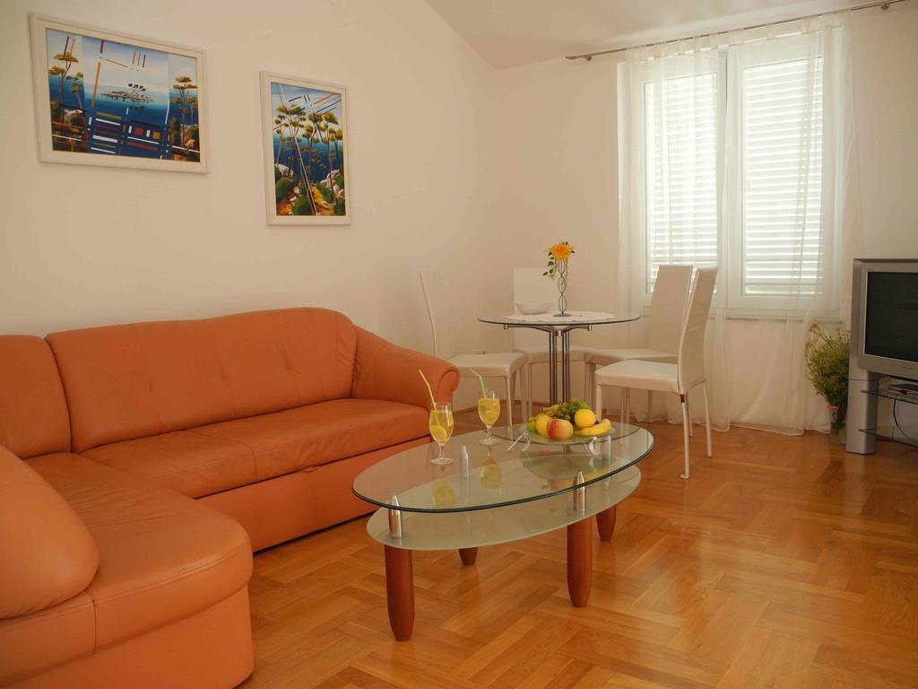 Apartments Antonela Єзера Екстер'єр фото